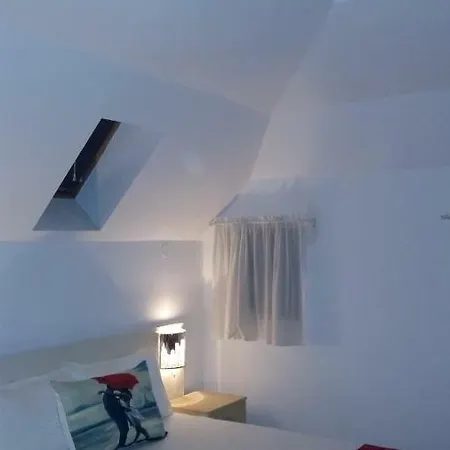 Апартамент Вини Appartement Sozopol